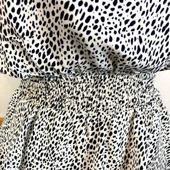 Papaya Black and White Flutter Sleeve Peplum Blouse tie neck - Picture 3 of 11